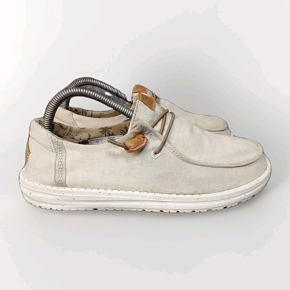 Hey Dude Wendy Washed Cream Canvas Slip On Loafers Shoes Womens 9 40297-13R